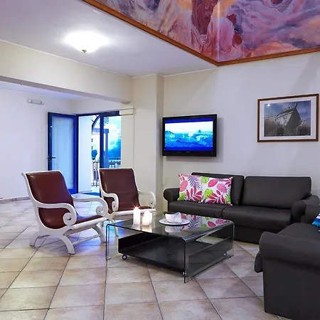 Manos Maria 4* Limenas Chersonisou